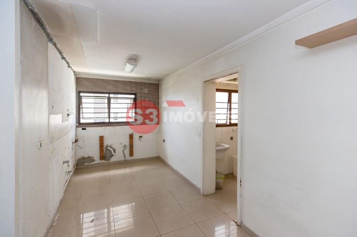 Apartamento à venda com 3 quartos, 175m² - Foto 9