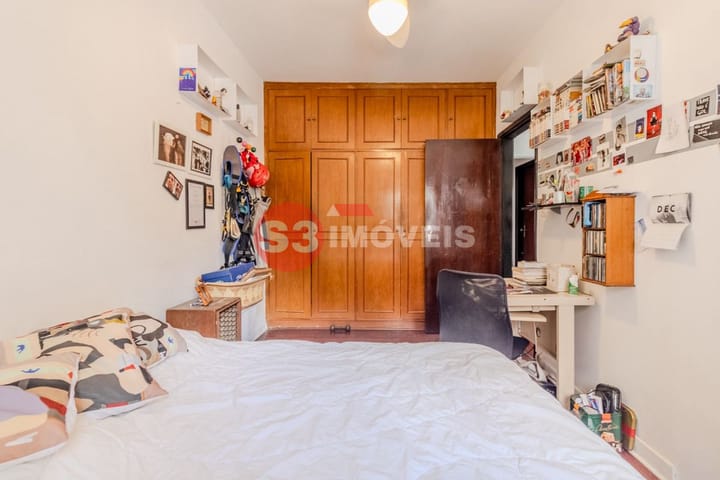 Casa à venda com 5 quartos, 200m² - Foto 46