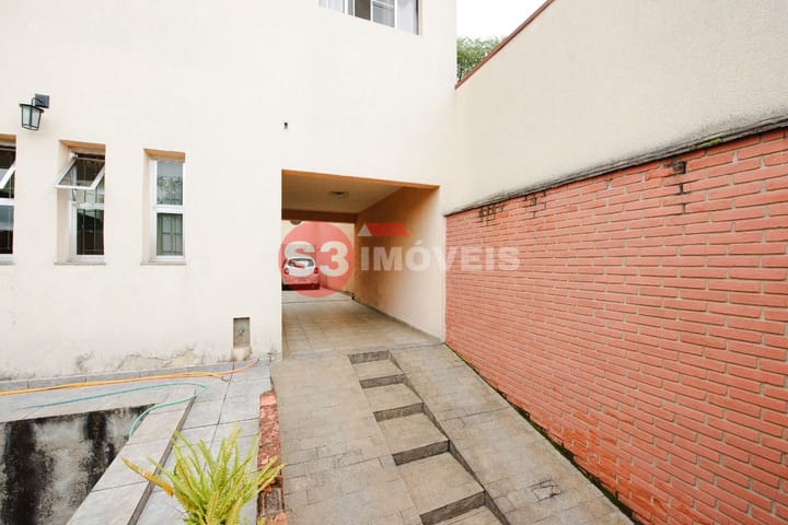 Casa à venda com 5 quartos, 310m² - Foto 37