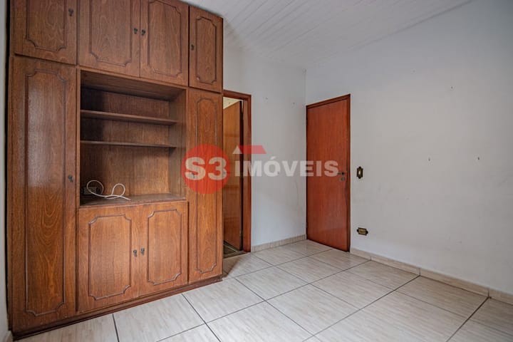 Casa à venda com 4 quartos, 200m² - Foto 27