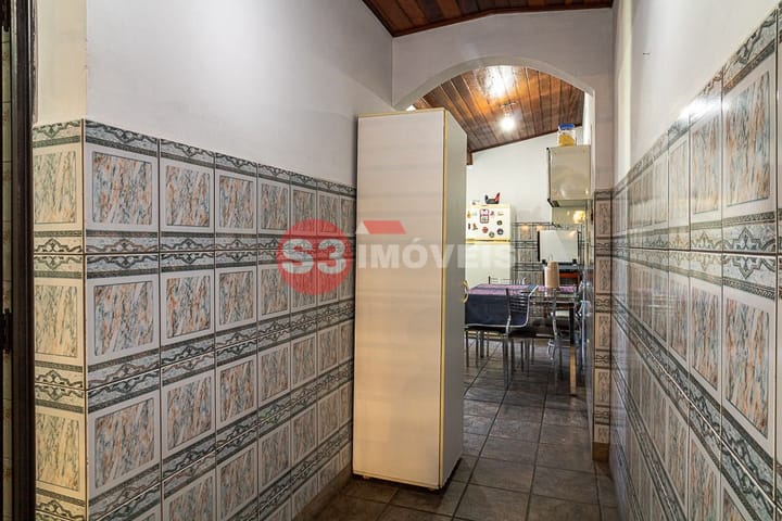 Casa à venda com 5 quartos, 311m² - Foto 12