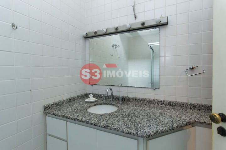 Casa à venda com 5 quartos, 330m² - Foto 20