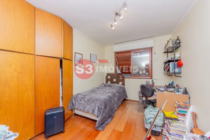 Casa à venda com 4 quartos, 361m² - Foto 14