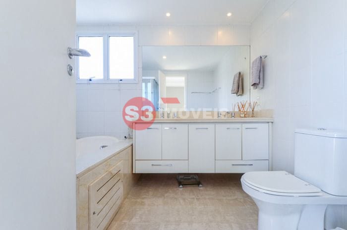 Apartamento à venda com 3 quartos, 202m² - Foto 30