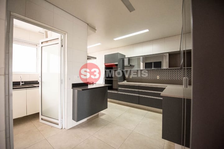 Apartamento à venda com 3 quartos, 134m² - Foto 7