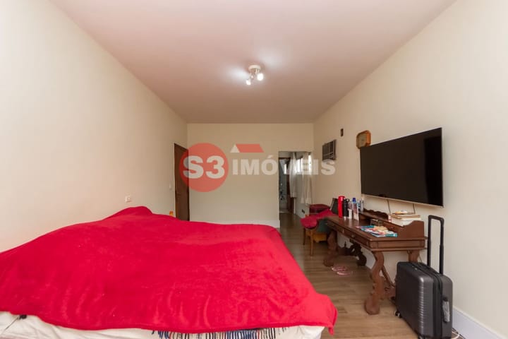 Casa à venda com 3 quartos, 700m² - Foto 27