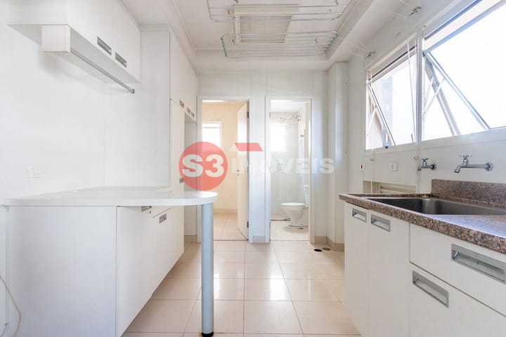 Apartamento à venda com 4 quartos, 211m² - Foto 35