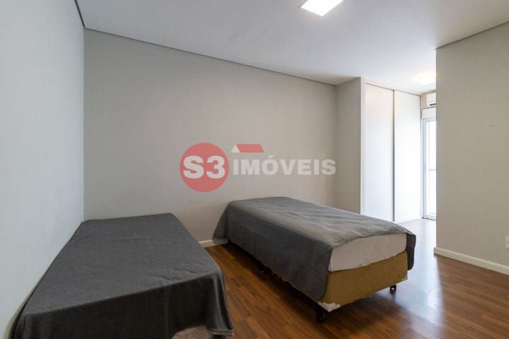 Casa à venda com 3 quartos, 286m² - Foto 22