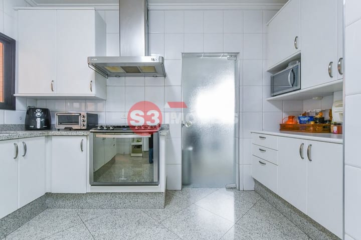 Apartamento à venda com 3 quartos, 247m² - Foto 16