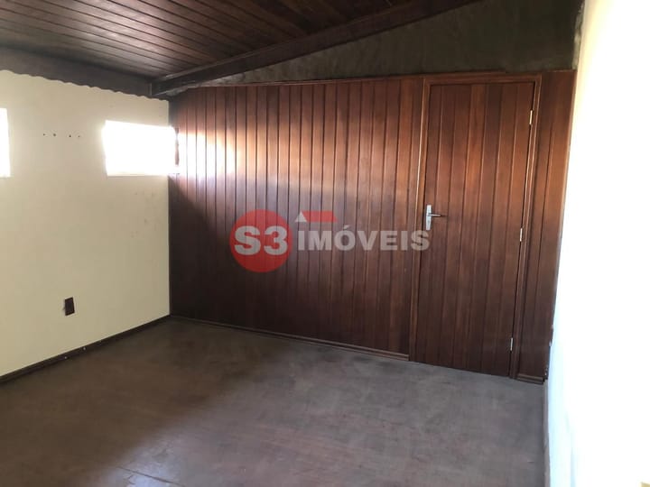 Casa à venda e aluguel com 5 quartos, 250m² - Foto 16