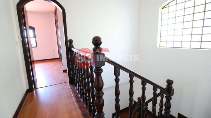 Casa à venda com 4 quartos, 336m² - Foto 12