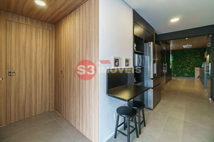 Apartamento à venda com 4 quartos, 213m² - Foto 32