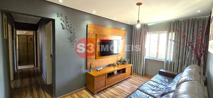 Apartamento à venda com 2 quartos, 70m² - Foto 1