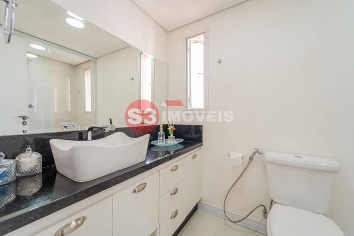 Apartamento à venda com 4 quartos, 146m² - Foto 17