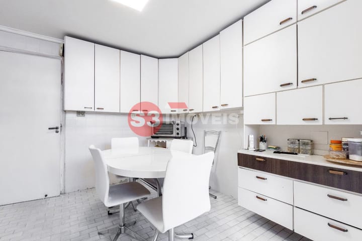 Apartamento à venda com 3 quartos, 168m² - Foto 24