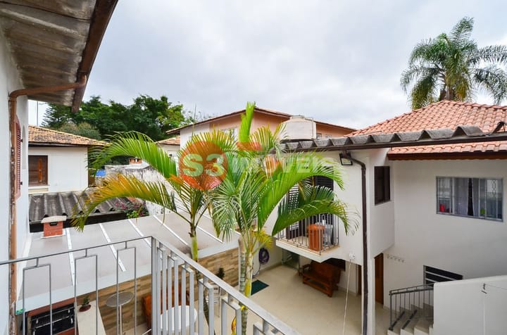 Casa à venda com 4 quartos, 248m² - Foto 6