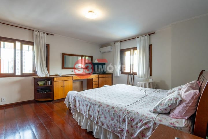 Casa à venda com 5 quartos, 270m² - Foto 35