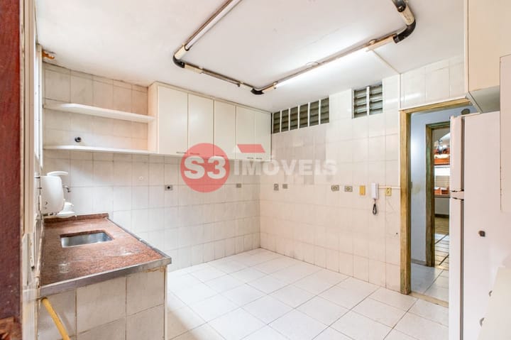 Casa à venda com 3 quartos, 120m² - Foto 11