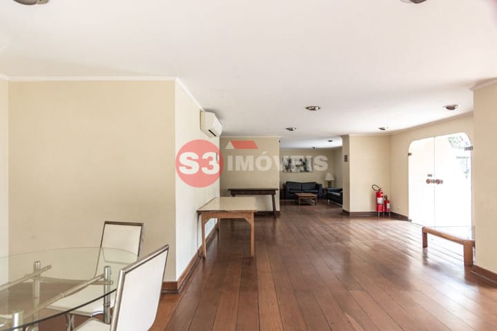 Apartamento à venda com 2 quartos, 70m² - Foto 14