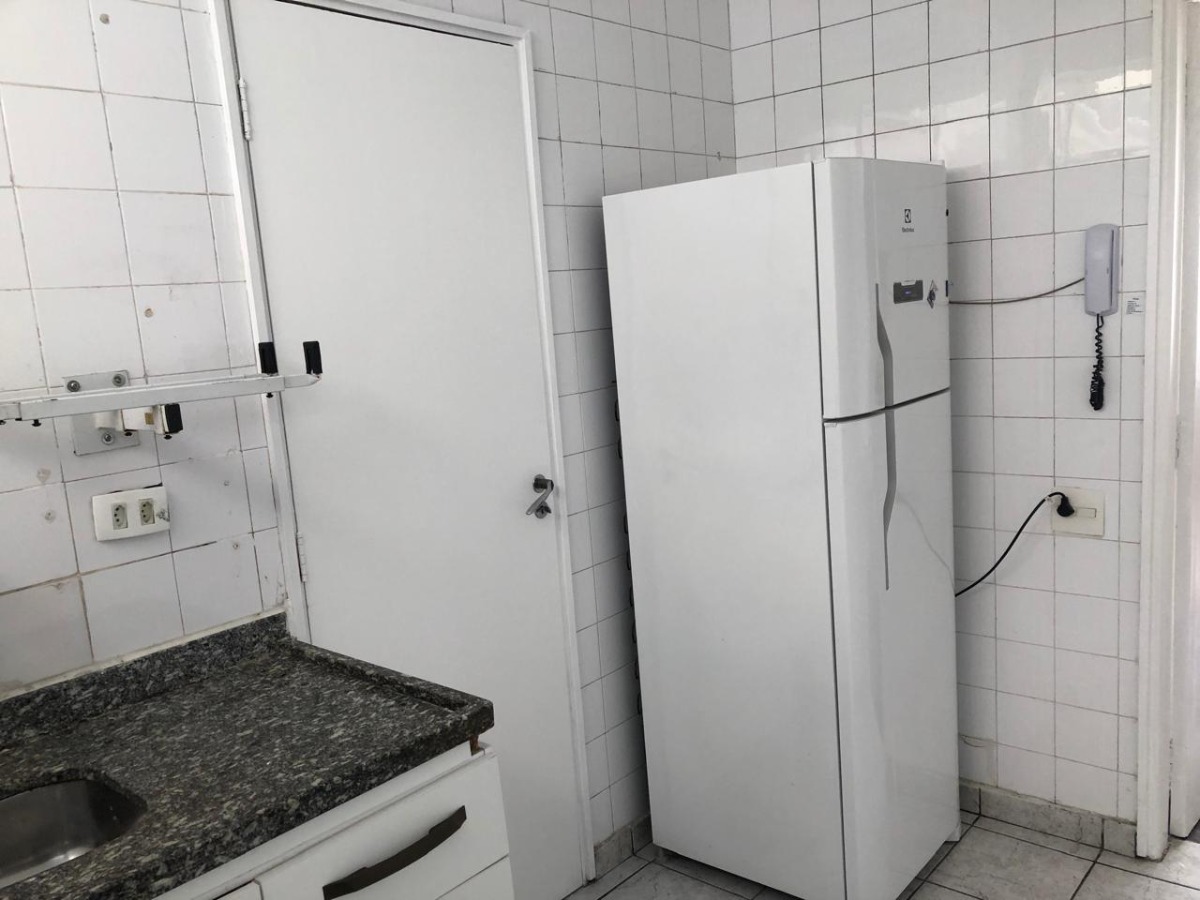 Apartamento à venda com 2 quartos, 80m² - Foto 5