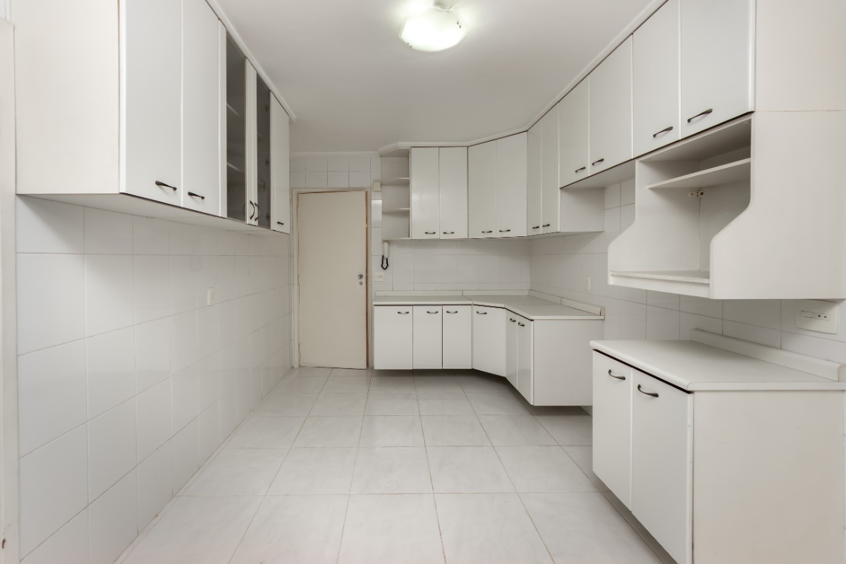 Apartamento à venda com 3 quartos, 117m² - Foto 22