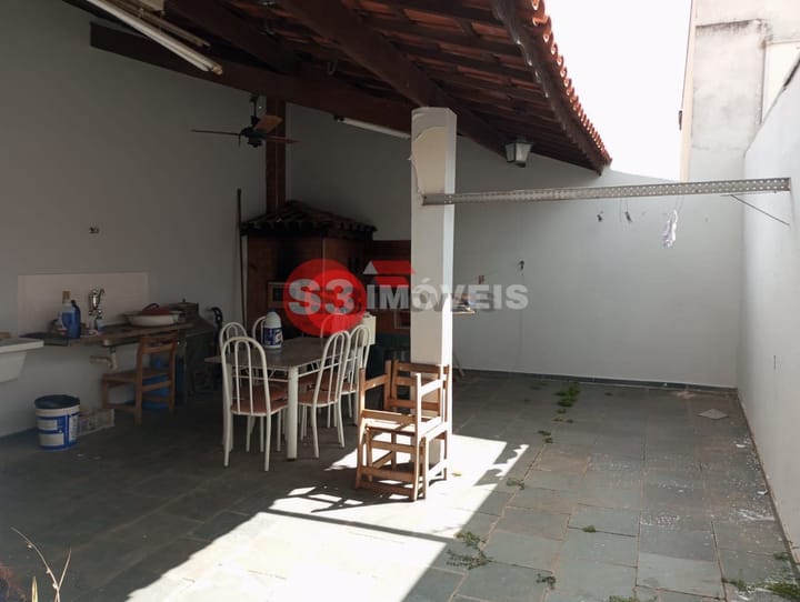 Casa à venda com 2 quartos, 170m² - Foto 22