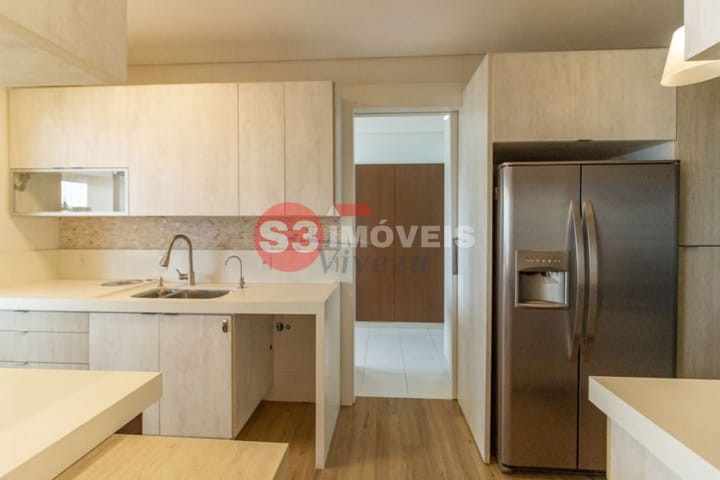 Apartamento à venda com 3 quartos, 146m² - Foto 18