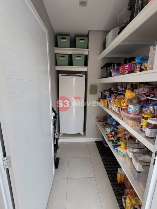 Casa de Condomínio à venda com 4 quartos, 400m² - Foto 46