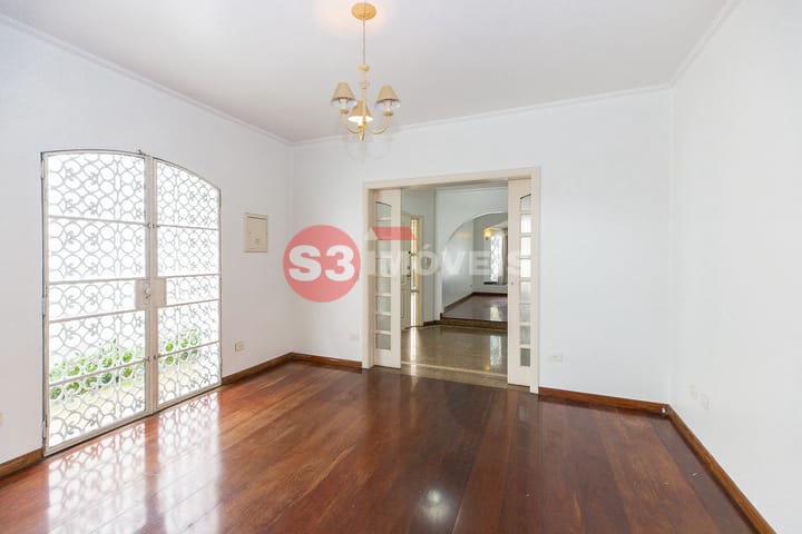 Casa à venda com 4 quartos, 230m² - Foto 14