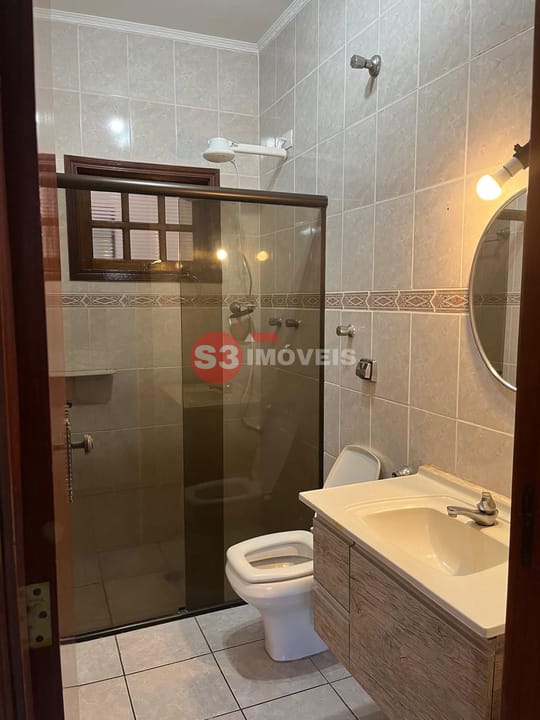 Casa para alugar com 3 quartos, 150m² - Foto 10