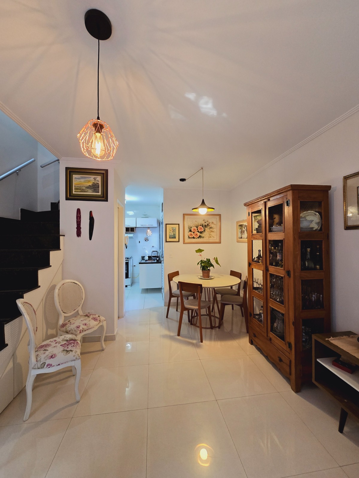 Casa de Condomínio à venda com 2 quartos, 64m² - Foto 1