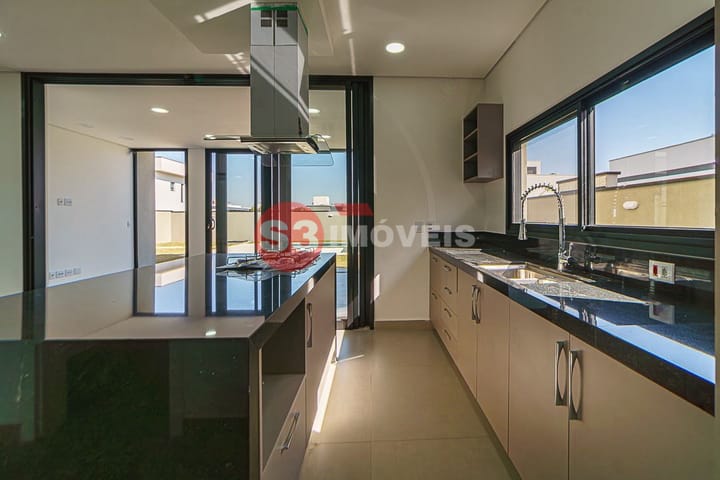 Casa de Condomínio à venda com 4 quartos, 246m² - Foto 28