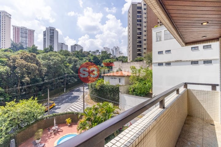 Apartamento à venda com 3 quartos, 245m² - Foto 7