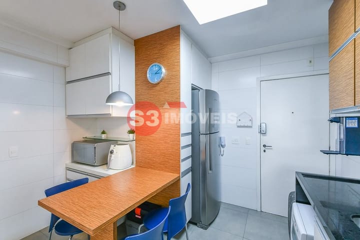 Apartamento à venda com 3 quartos, 110m² - Foto 11