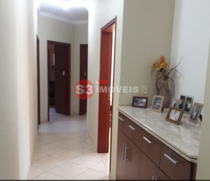 Casa à venda com 3 quartos, 300m² - Foto 12