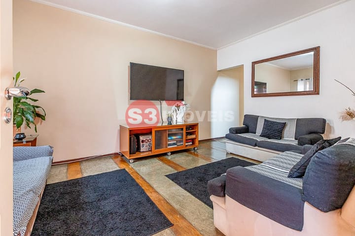 Casa à venda com 3 quartos, 141m² - Foto 1