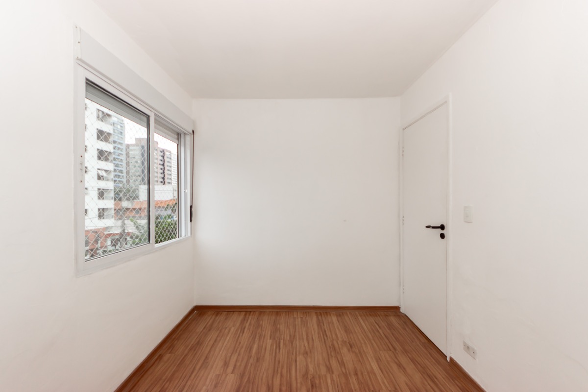 Apartamento à venda com 2 quartos, 70m² - Foto 19