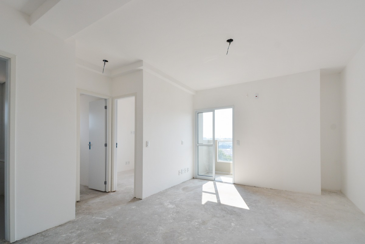 Apartamento à venda com 2 quartos, 60m² - Foto 2