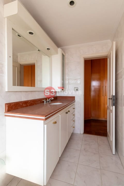 Apartamento à venda com 3 quartos, 153m² - Foto 23