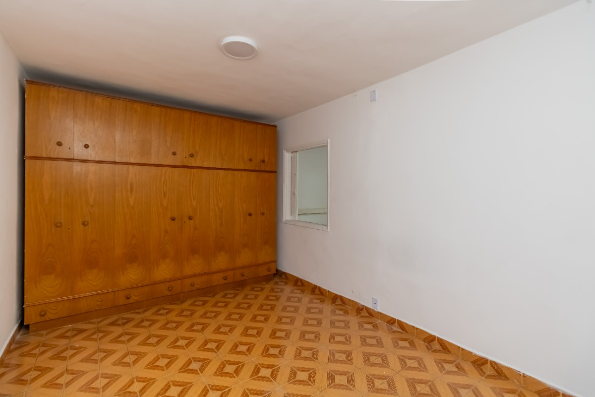 Casa à venda com 4 quartos, 150m² - Foto 10