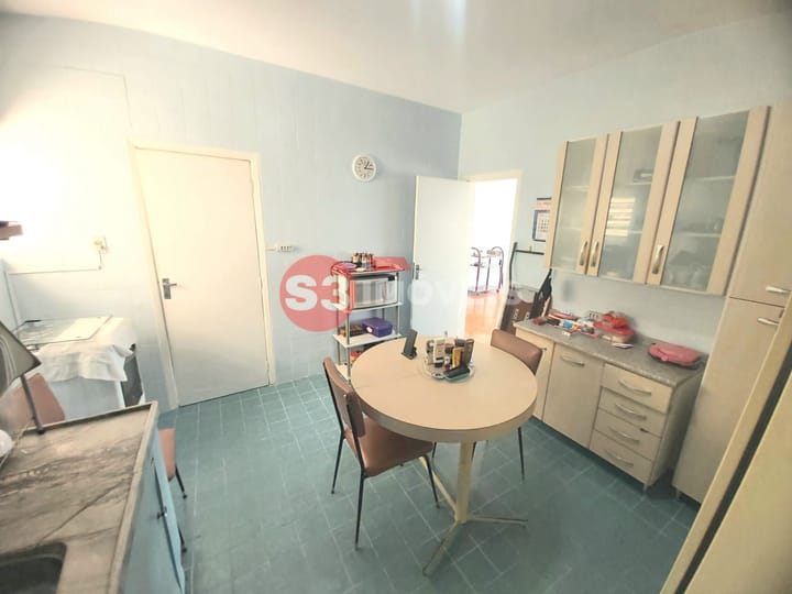 Apartamento à venda com 3 quartos, 139m² - Foto 9