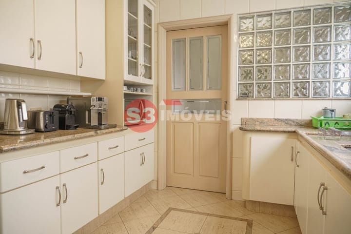 Apartamento à venda com 3 quartos, 207m² - Foto 6