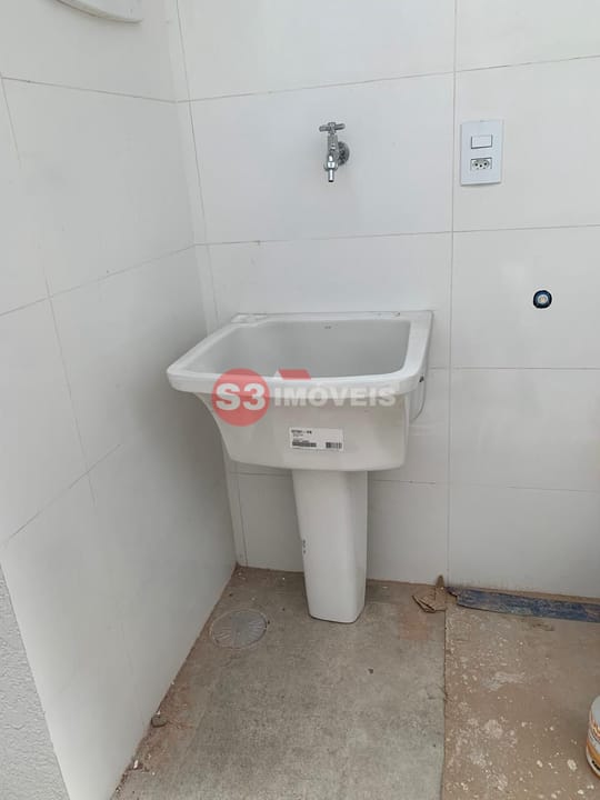 Casa à venda com 3 quartos, 81m² - Foto 20