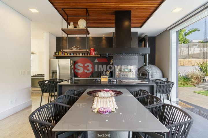 Casa de Condomínio à venda com 4 quartos, 560m² - Foto 36