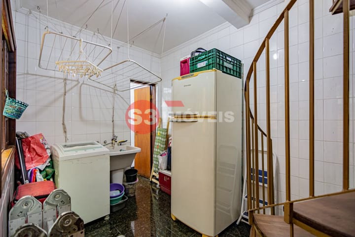 Casa à venda com 3 quartos, 250m² - Foto 52