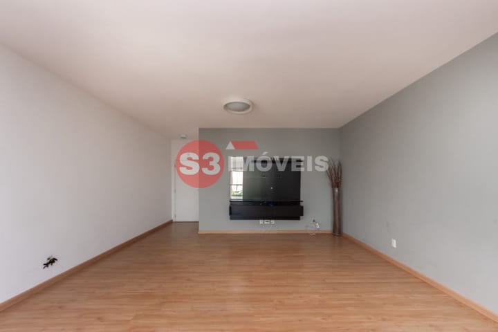 Apartamento à venda com 4 quartos, 188m² - Foto 3