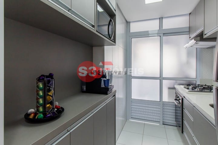 Apartamento à venda com 2 quartos, 61m² - Foto 29