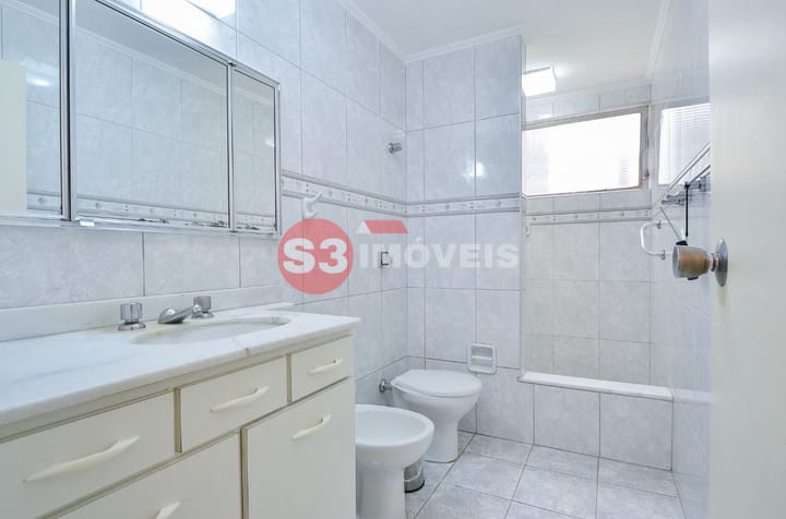 Apartamento à venda com 3 quartos, 198m² - Foto 24