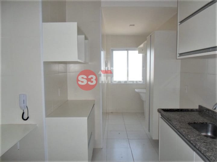 Apartamento para alugar com 2 quartos, 68m² - Foto 8