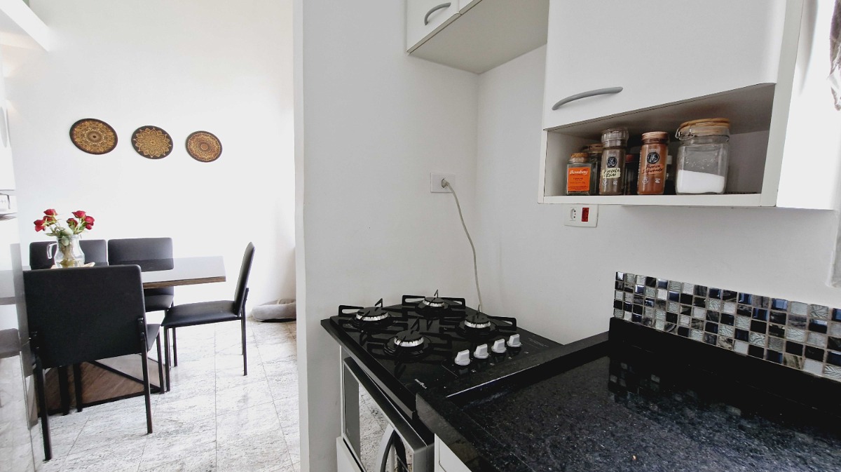 Apartamento à venda com 1 quarto, 77m² - Foto 8